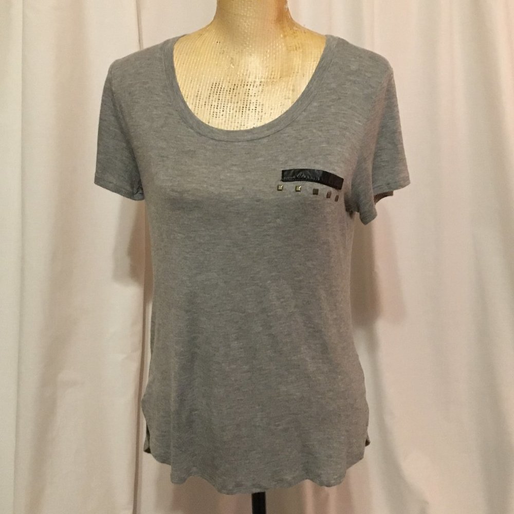 PAPER CRANE - Gray, Short-Sleeve Tee with Studs, S
